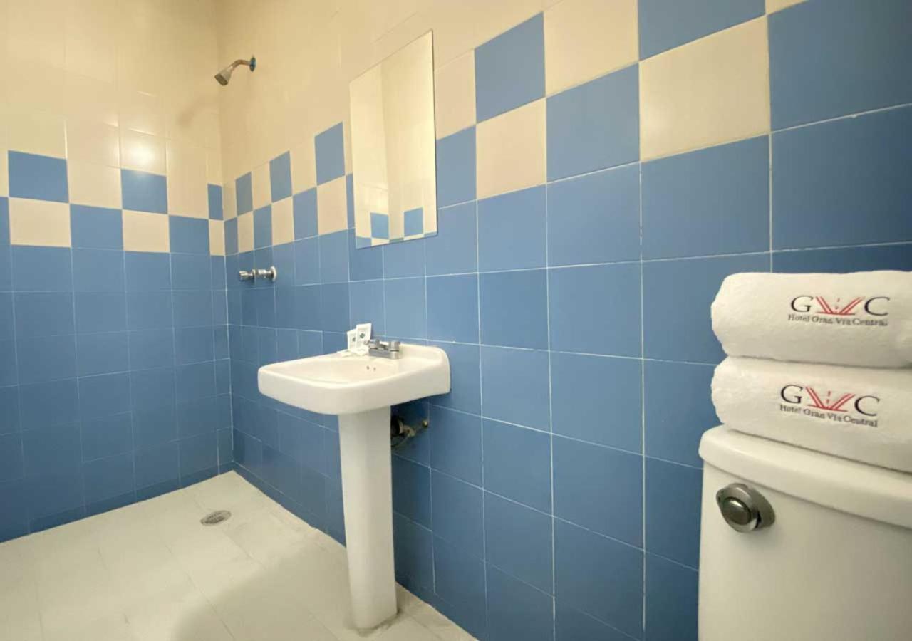 Hotel Gran Via Central Meksika Dış mekan fotoğraf